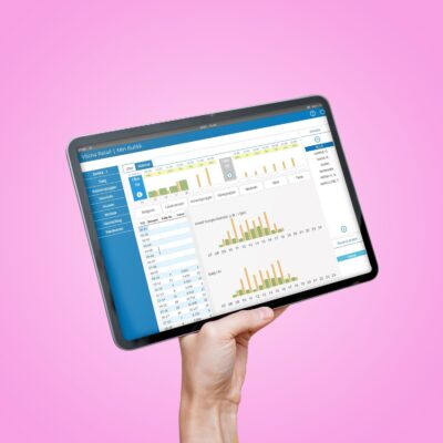 ExtendaGo_Device Mockups_Smartstore_with bg
