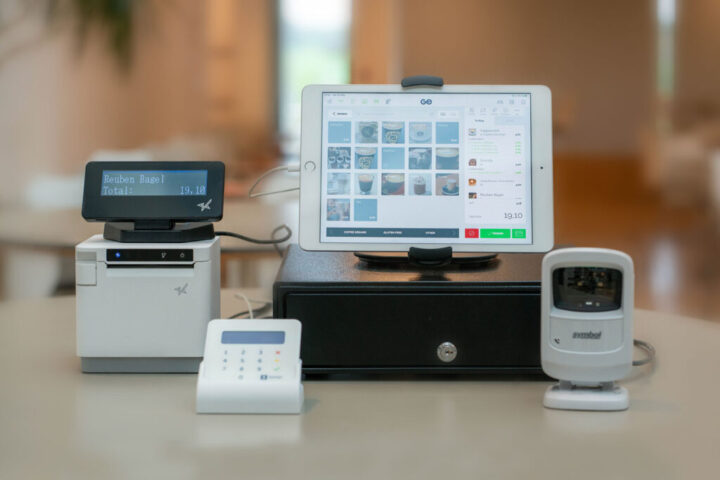 extendago-pos-cloud-solutions-1024×683 (1)